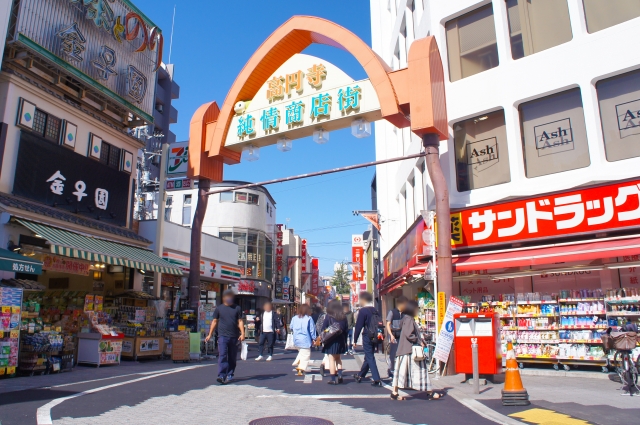 賑わいのある高円寺純情商店街
