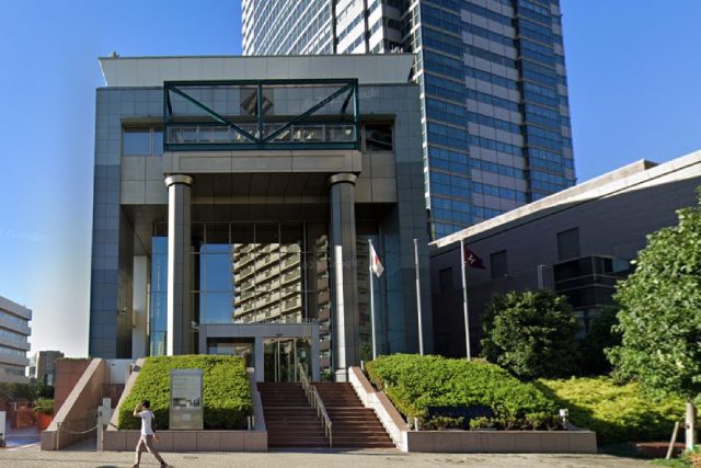 東京都写真美術館外観