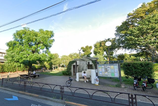 ねこじゃらし公園入口風景