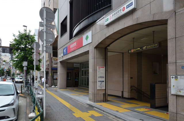 新御徒町駅外観