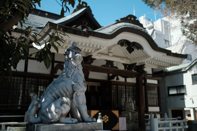 鳥越神社社殿