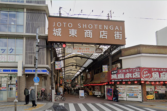 城東商店街の入り口