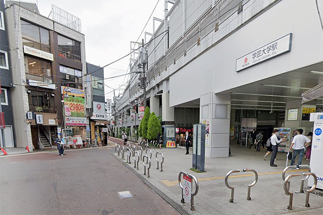 学芸大学駅外観