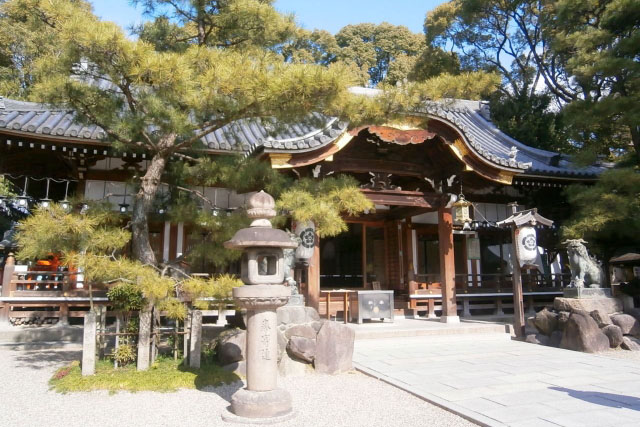 杭全神社社殿