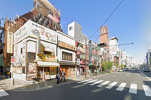 湯島駅東側エリアの風景