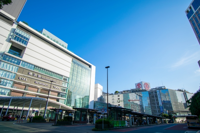 横浜駅外観