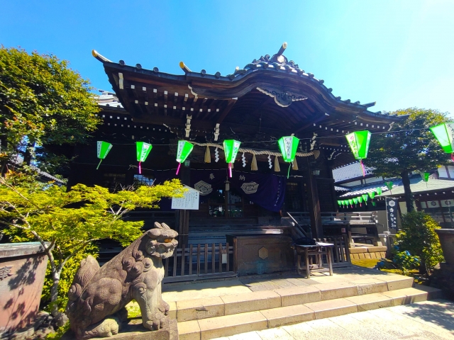 白山神社社殿