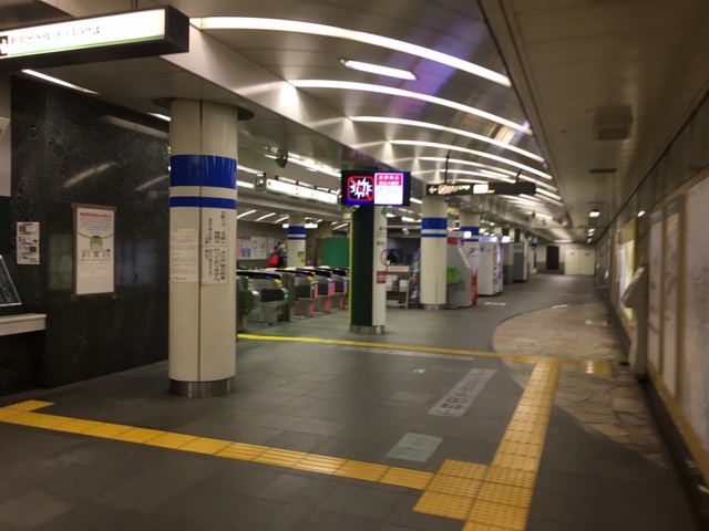 大江戸線　改札口