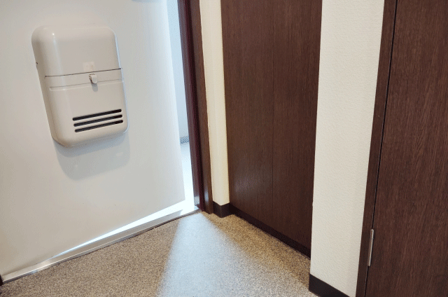 玄関ドア
