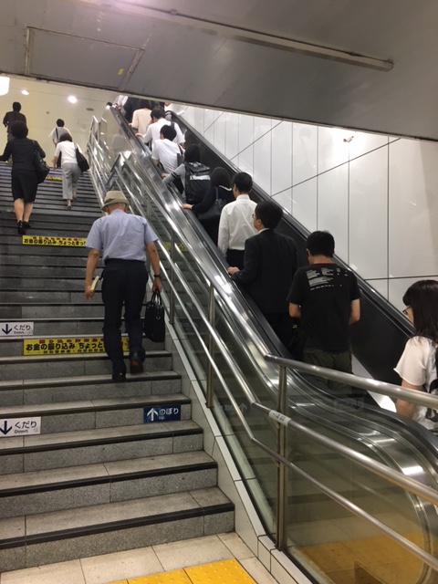 もう一つのエスカレーター。