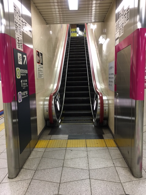 エスカレーター