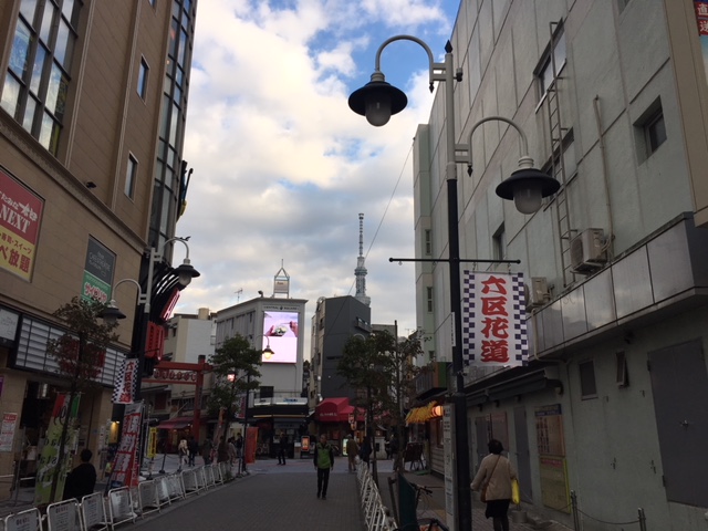 浅草演芸ホール付近