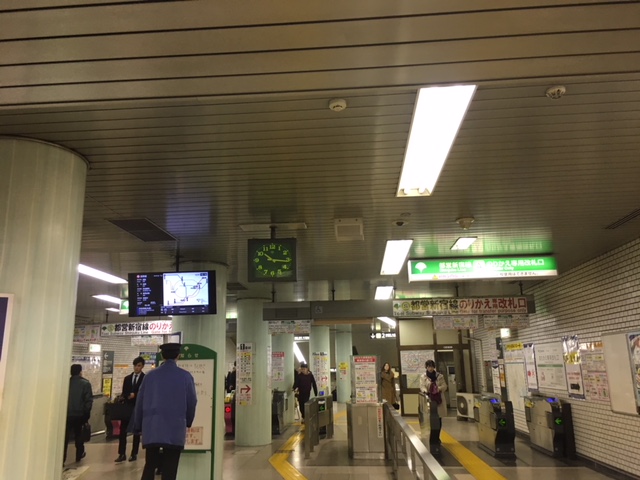 都営新宿線　改札口